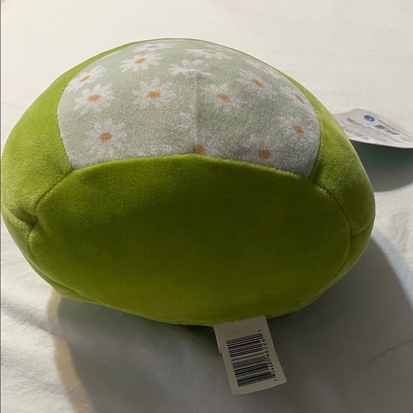 Wendy Squishmallows Green Frog Stuffed Animal - Picture 5 of 7